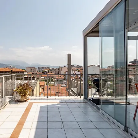 Attique With Terraces & Lovely Veranda Apartment